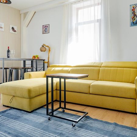 Central Muse Apartment บูคาเรสต์ ภายนอก รูปภาพ