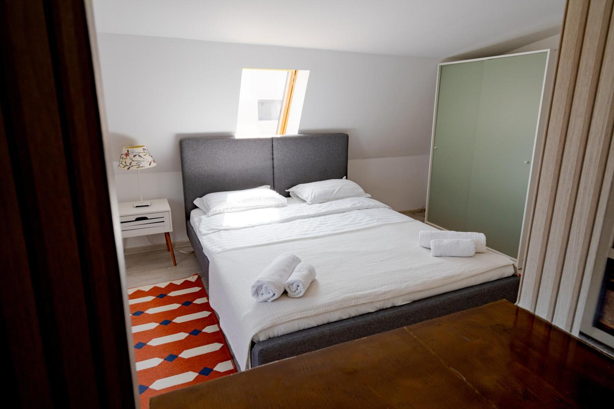 Central Muse Apartment บูคาเรสต์ ภายนอก รูปภาพ