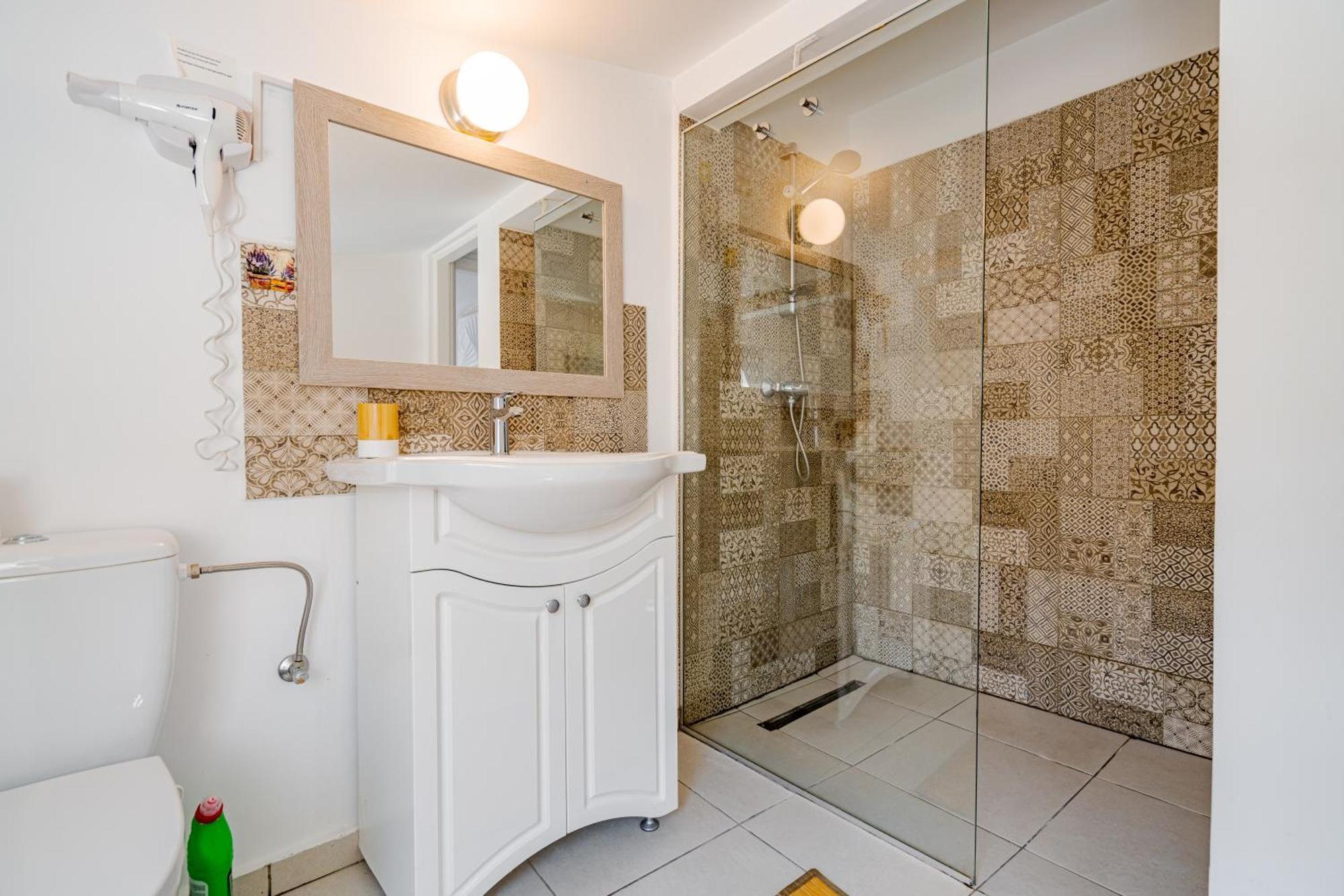 Central Muse Apartment บูคาเรสต์ ภายนอก รูปภาพ