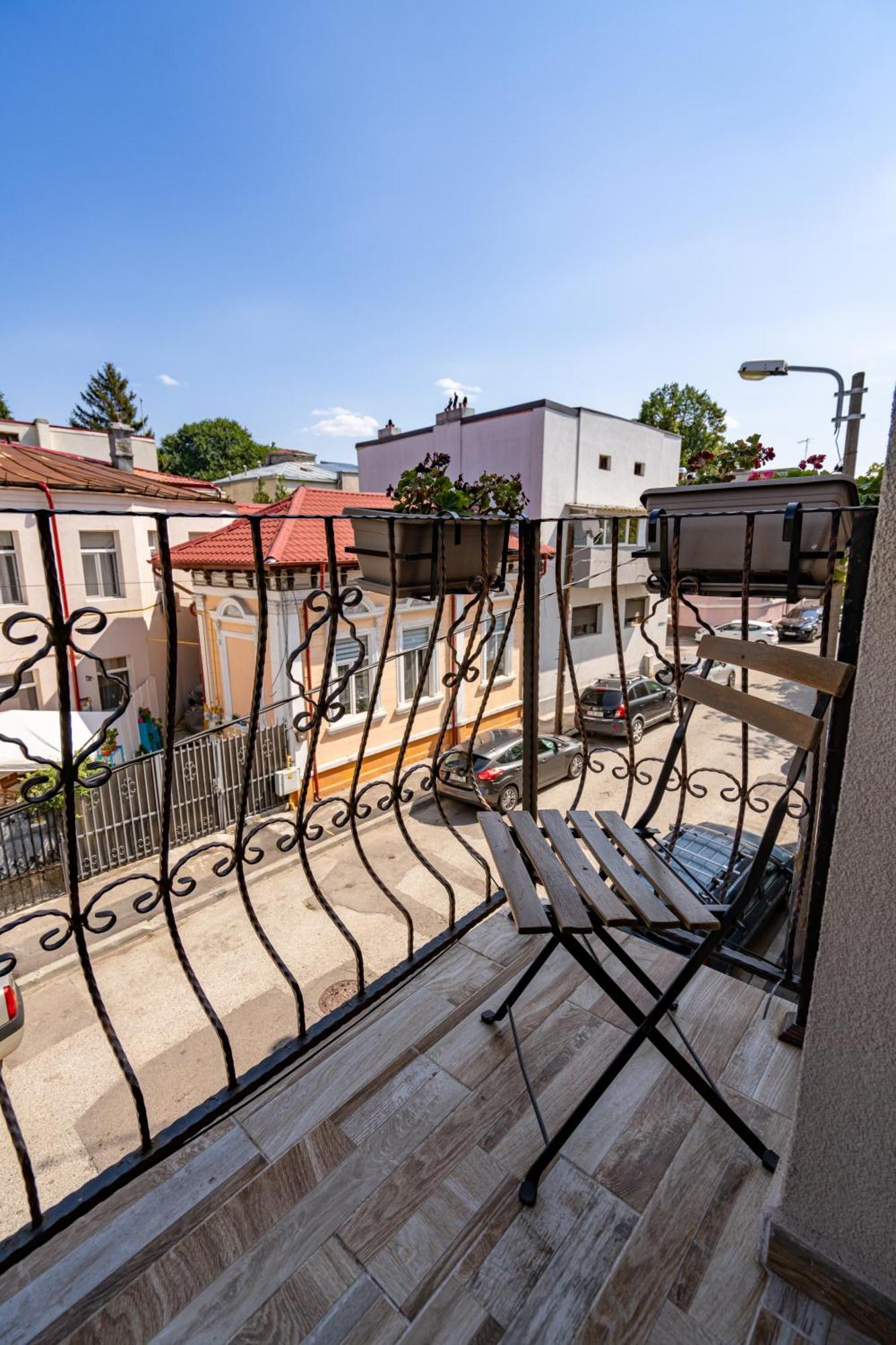 Central Muse Apartment บูคาเรสต์ ภายนอก รูปภาพ